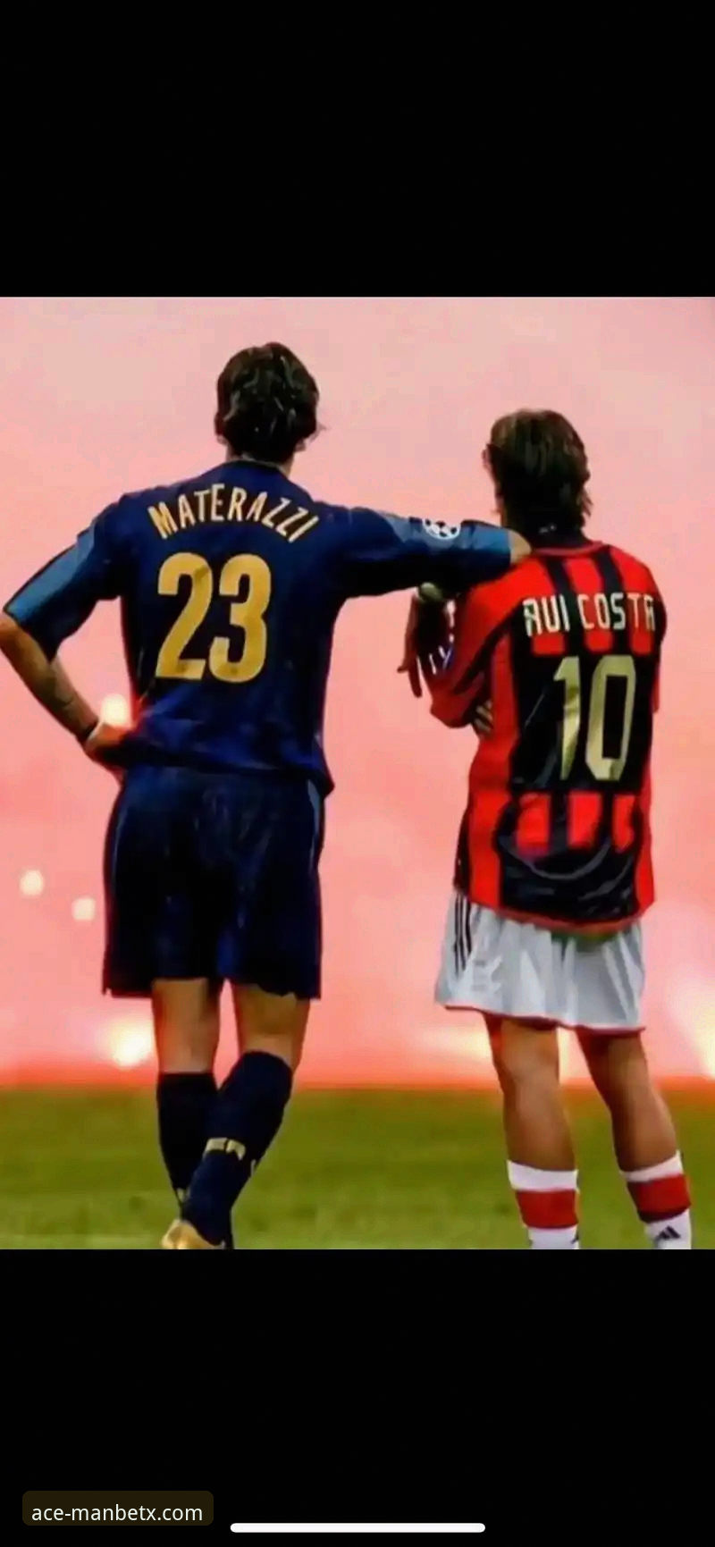 在足球世界，有些瞬间值得被永远铭记。民主刚果在加时赛绝杀牙买加、52年后重返世界杯决赛圈的那一夜，无数球迷通过万博体育平台见证了这场史诗级对决。作为一名在万博体育娱乐平台长期关注国际赛事的用户，我想从实际体验和赛事解读两个维度，带您深度复盘这场比赛的每一个关键细节。